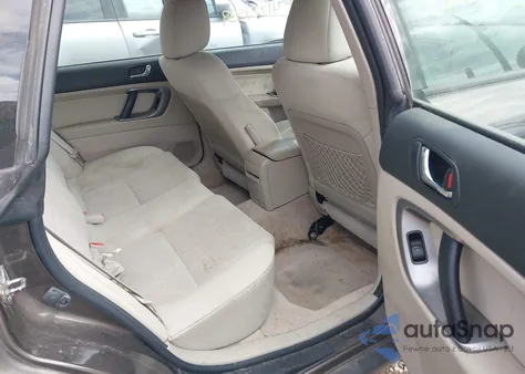 2008 Subaru Outback 2.5I/2.5I L.l. Bean Edition из США, поврежденный, VIN 4S4BP61C687349002